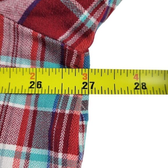 Chic Plaid Blouse Size 2X Button Front Sleeve Slit and Cuff Red Blue Vintage Y2K - Picture 13 of 15